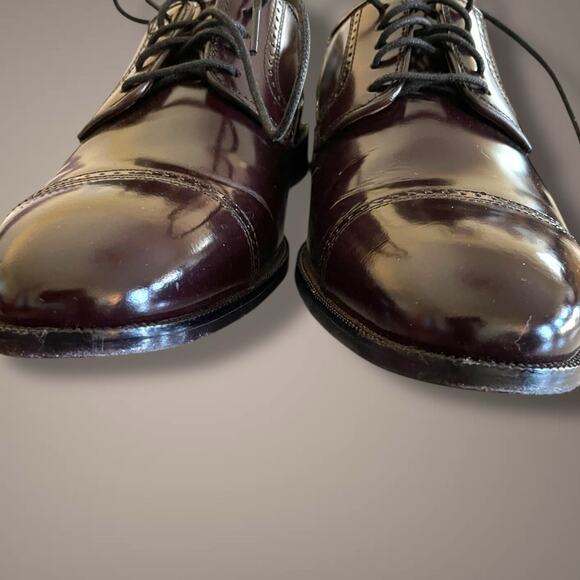 Men's 10D JOHNSTON & MURPHY Men's Burgundy Bradford  Brush Off Finish Shoes  IOB - Picture 4 of 14